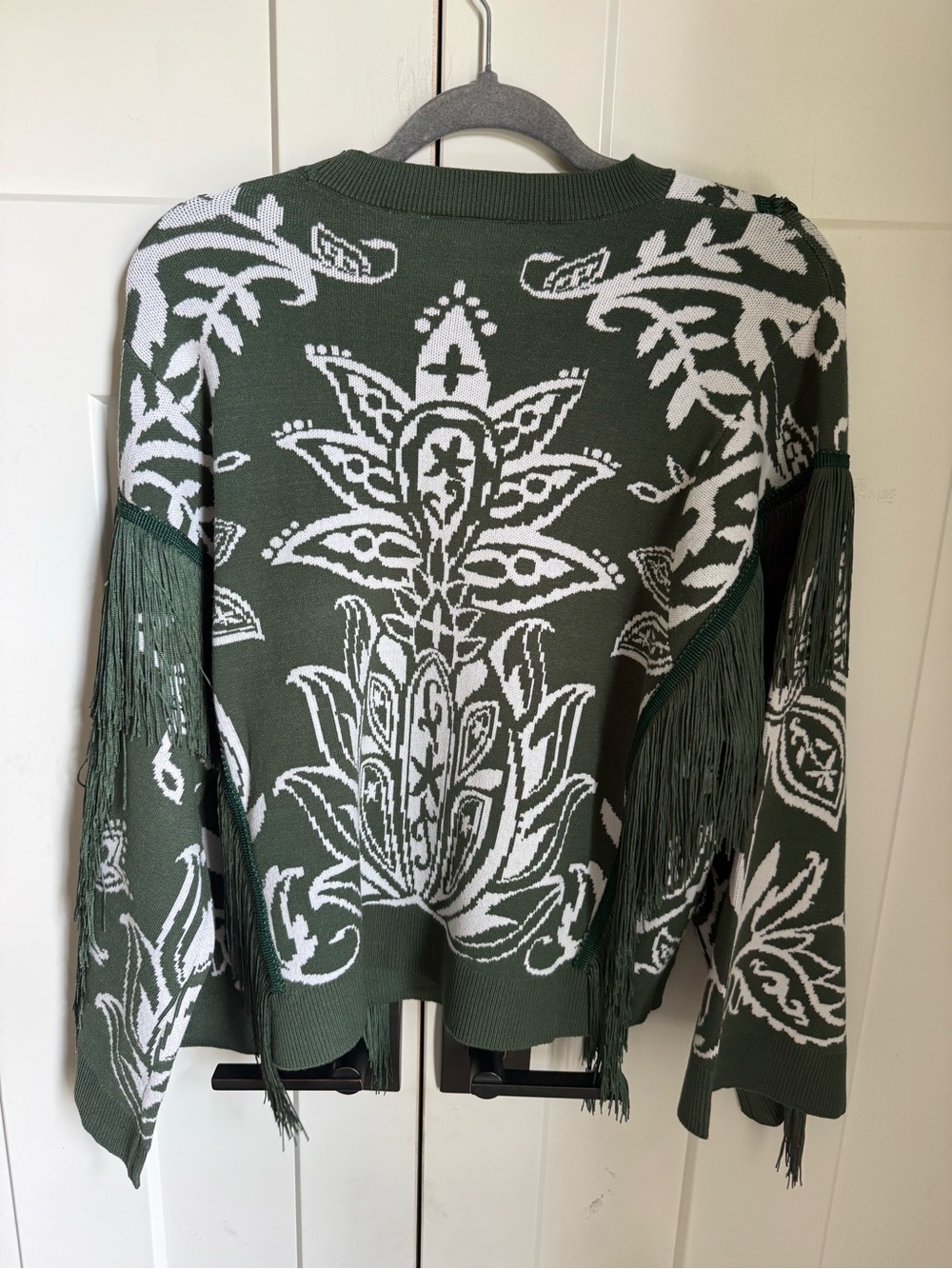 NWT Farn Rio Miranda Dark Green and White Fringe Knit Sweater size S. - Picture 8 of 11